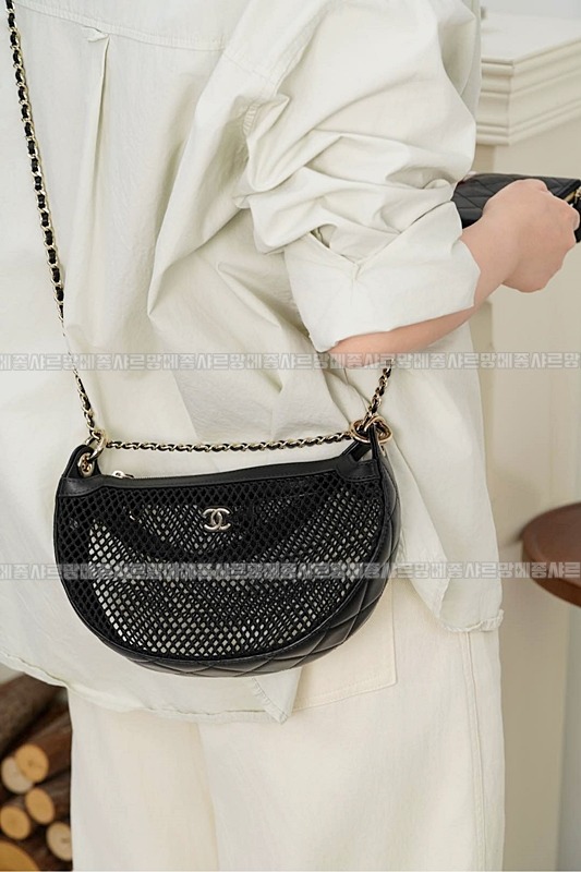 샤넬메쉬샤이니램스킨체인호보백 20260209-152018-003루.jpg