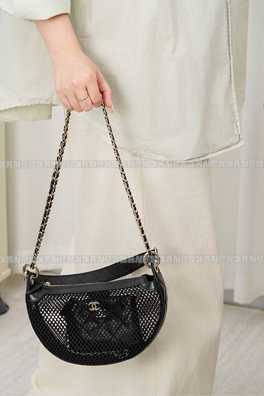 샤넬메쉬샤이니램스킨체인호보백 20260209-152019-009루.jpg