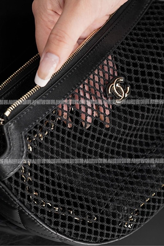 샤넬메쉬샤이니램스킨체인호보백 20260209-152020-019루.jpg