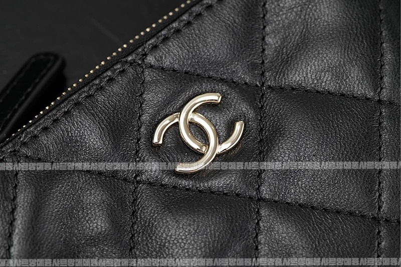 샤넬메쉬샤이니램스킨체인호보백 20260209-152024-045루.jpg