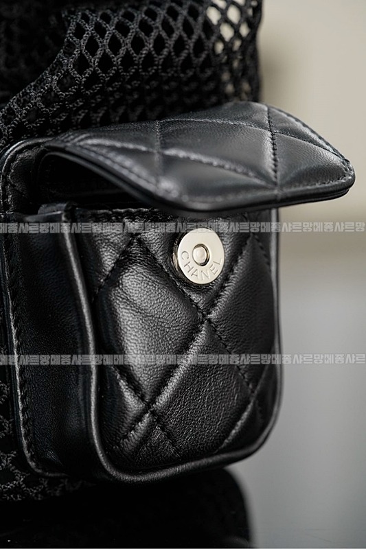 샤넬마틀라세블랙램스킨백팩 20260209-154408-022루.jpg