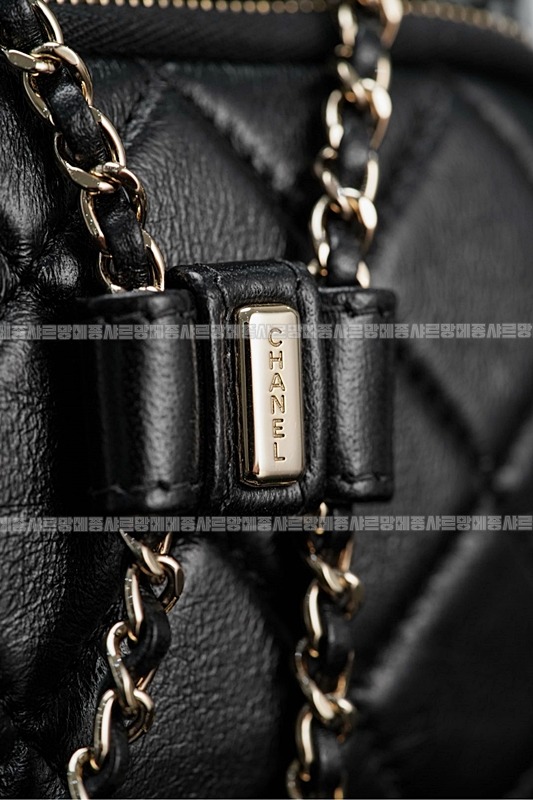 샤넬마틀라세블랙램스킨백팩 20260209-154409-032루.jpg