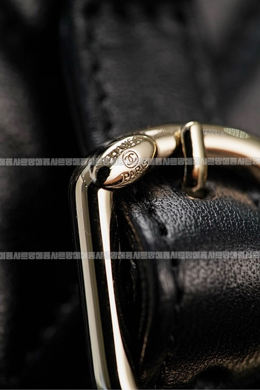 샤넬마틀라세블랙램스킨백팩 20260209-154410-041루.jpg