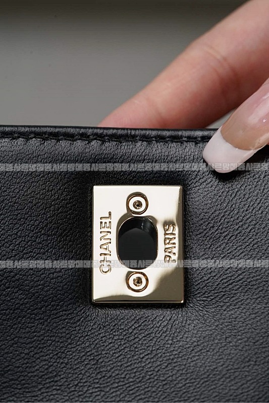 샤넬마틀라세블랙램스킨백팩 20260209-154411-047루.jpg