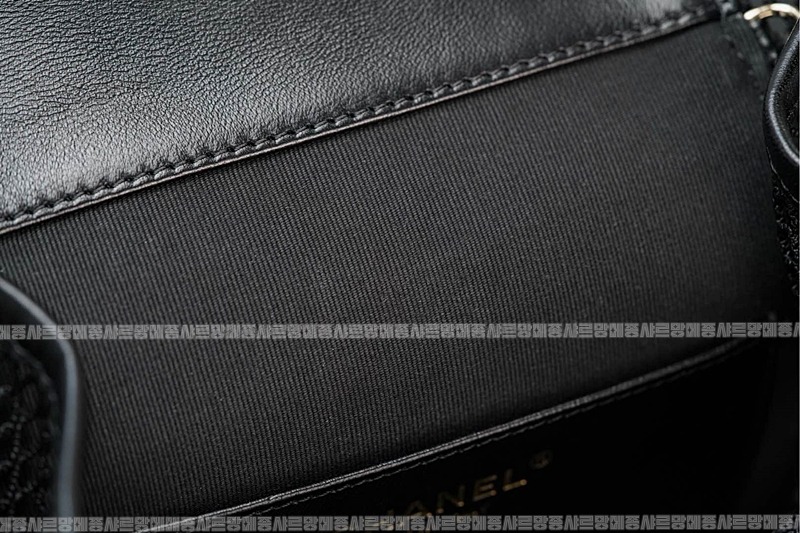 샤넬마틀라세블랙램스킨백팩 20260209-154412-051루.jpg