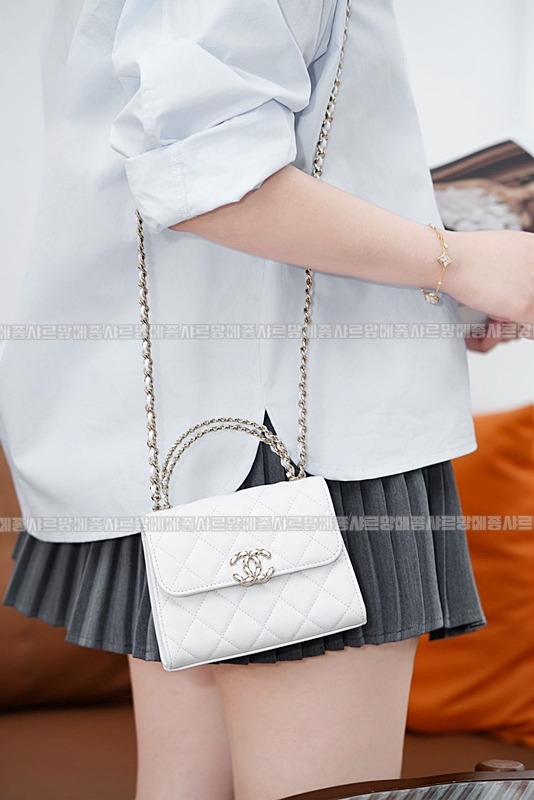 샤넬25S켈리탑핸들체인크로스백 20260209-155331-005루.jpg