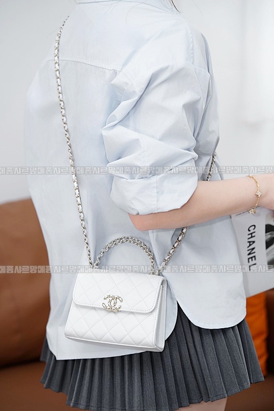 샤넬25S켈리탑핸들체인크로스백 20260209-155331-006루.jpg