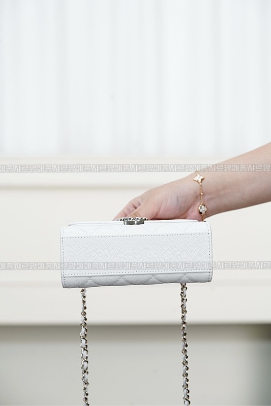 샤넬25S켈리탑핸들체인크로스백 20260209-155333-018루.jpg