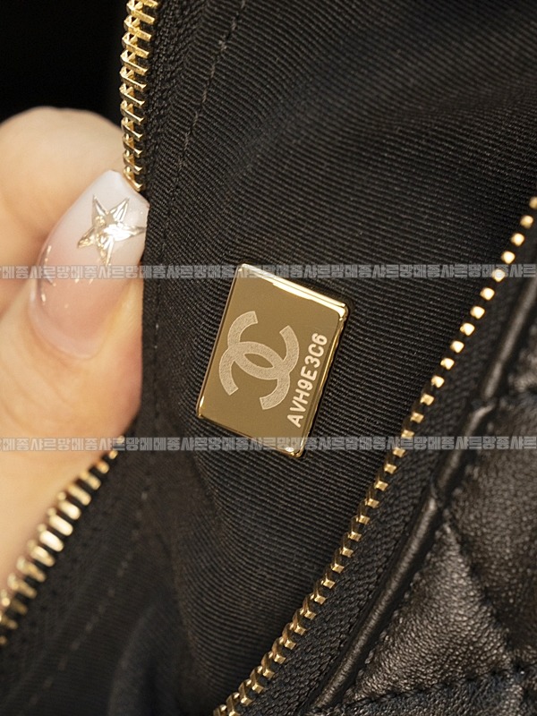 샤넬크루즈포켓호보백 20260210-110048-038루.jpg