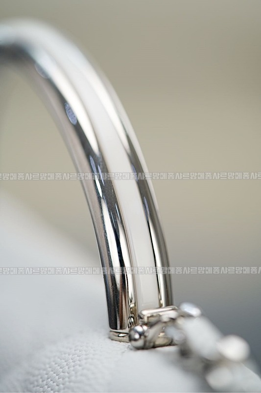 샤넬탑핸들체인클러치 20260210-121926-029루.jpg