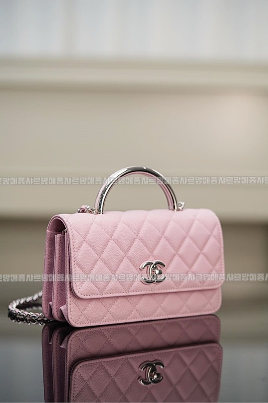 샤넬탑핸들체인클러치 20260210-122359-006루.jpg