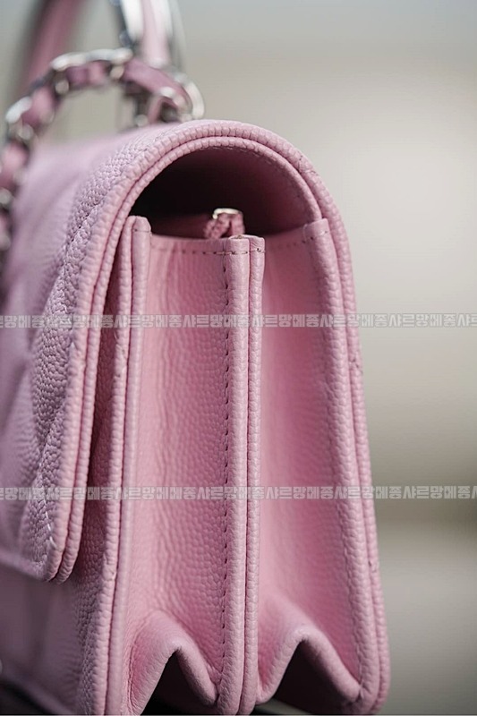 샤넬탑핸들체인클러치 20260210-122400-019루.jpg