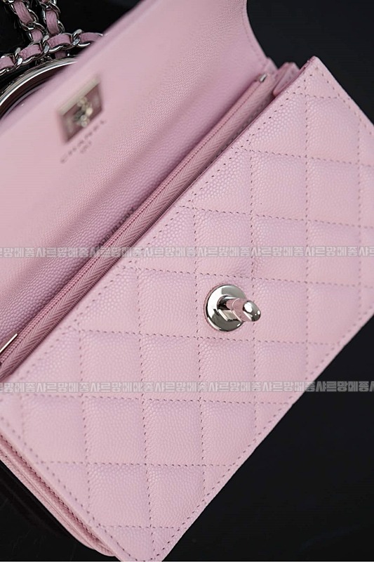 샤넬탑핸들체인클러치 20260210-122401-023루.jpg