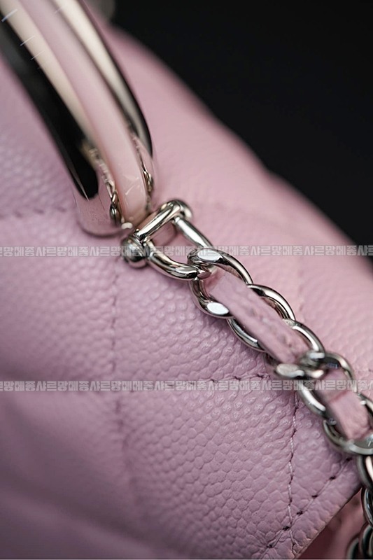 샤넬탑핸들체인클러치 20260210-122404-044루.jpg