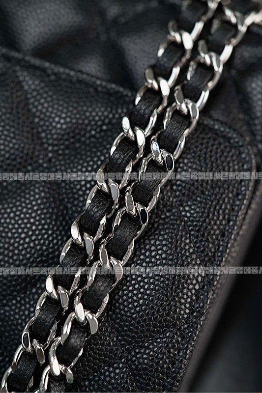 샤넬탑핸들체인클러치 20260210-122817-021루.jpg