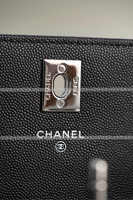 샤넬탑핸들체인클러치 20260210-122822-041루.jpg