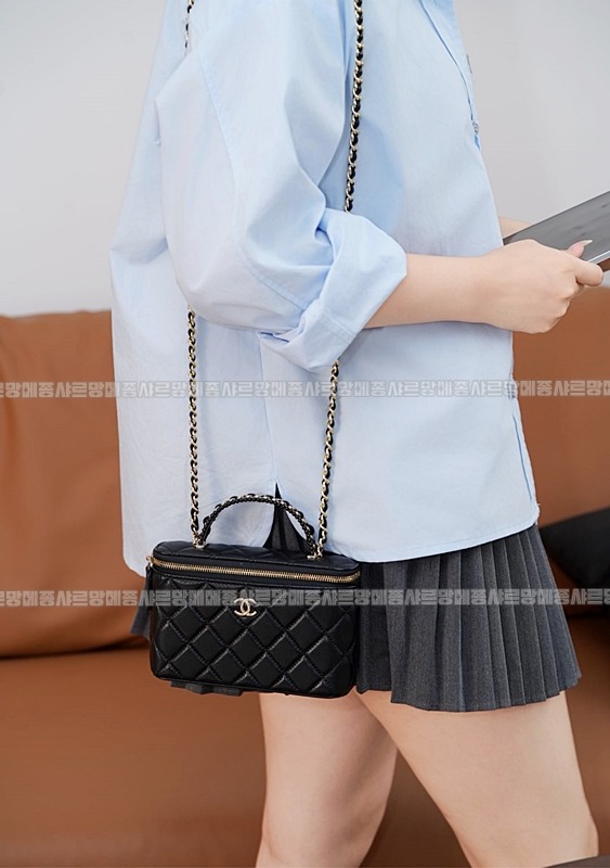 샤넬램스킨베니티금장 20260210-131733-005루.jpg