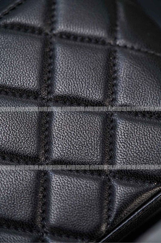 샤넬램스킨베니티금장 20260210-131737-033루.jpg