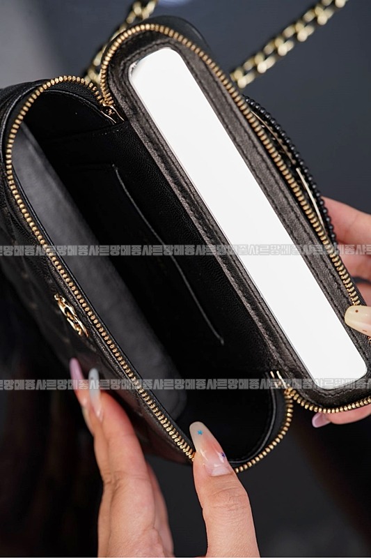 샤넬램스킨베니티금장 20260210-131737-034루.jpg