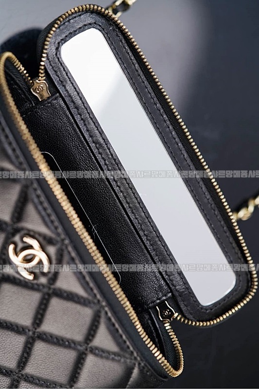 샤넬램스킨베니티금장 20260210-131738-037루.jpg