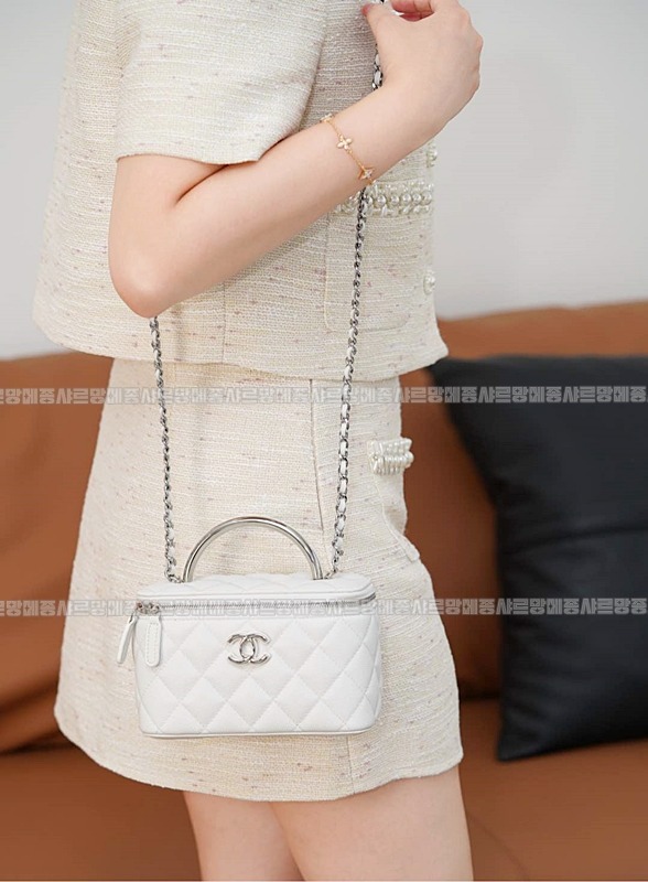 샤넬탑핸들베니티백 20260210-133020-004루.jpg