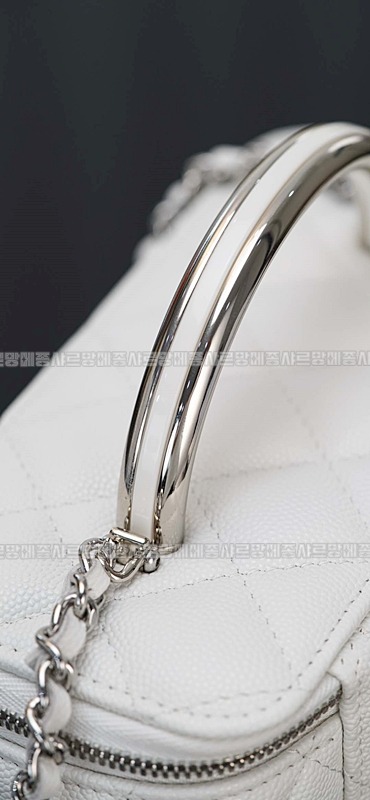 샤넬탑핸들베니티백 20260210-133022-019루.jpg