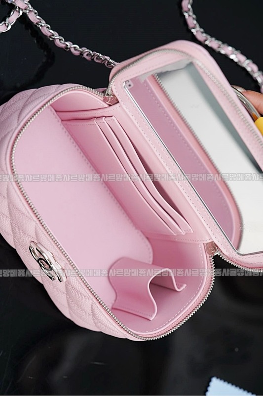 샤넬탑핸들베니티백 20260210-134233-039루.jpg