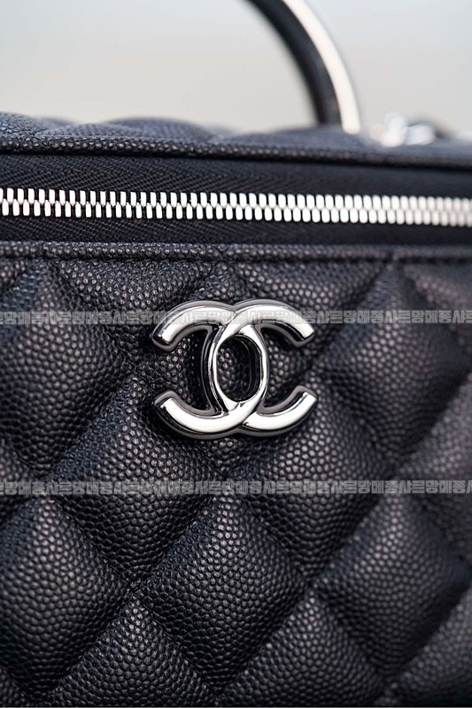 샤넬탑핸들베니티백 20260210-134632-020루.jpg