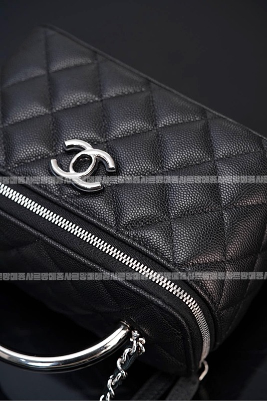 샤넬탑핸들베니티백 20260210-134634-028루.jpg