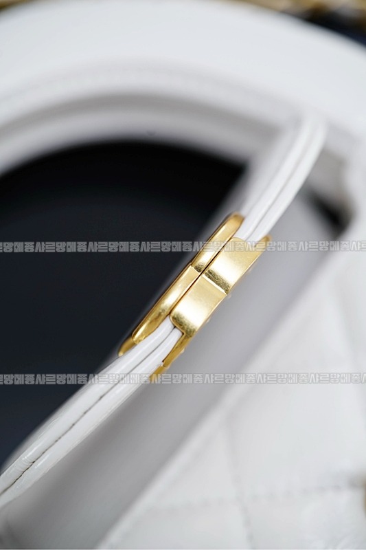 샤넬켈리라지쇼핑백23K 20260210-142409-022루.jpg