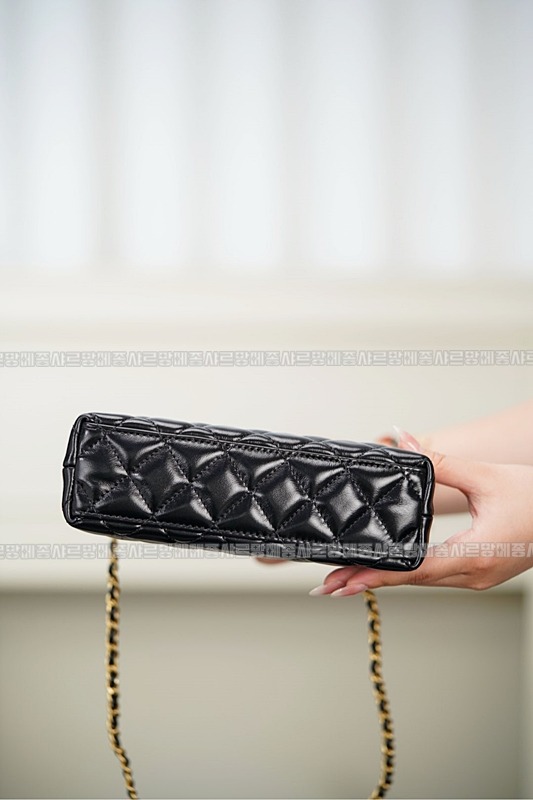 샤넬켈리라지쇼핑백23K 20260210-143225-018루.jpg