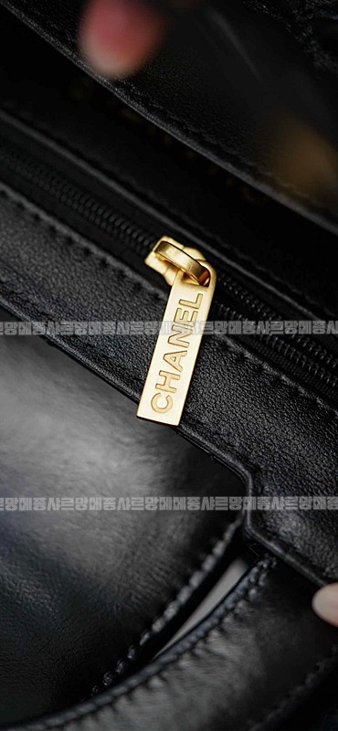 샤넬켈리라지쇼핑백23K 20260210-143228-033루.jpg