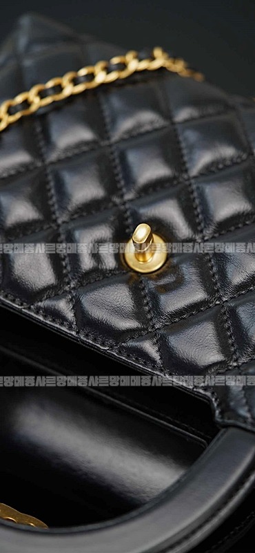 샤넬켈리라지쇼핑백23K 20260210-143230-041루.jpg