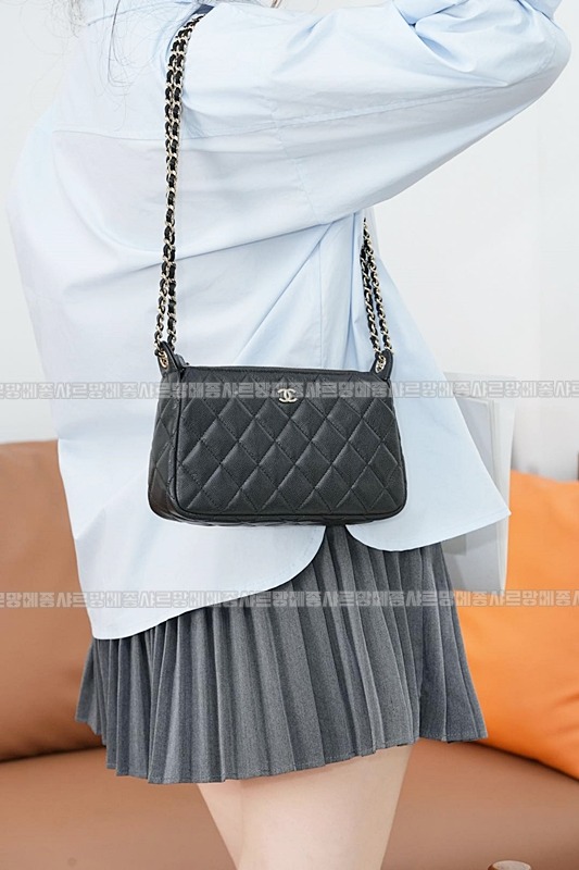 샤넬캐비어퀄팅체인퍼스위드체인 20260210-150650-006루.jpg