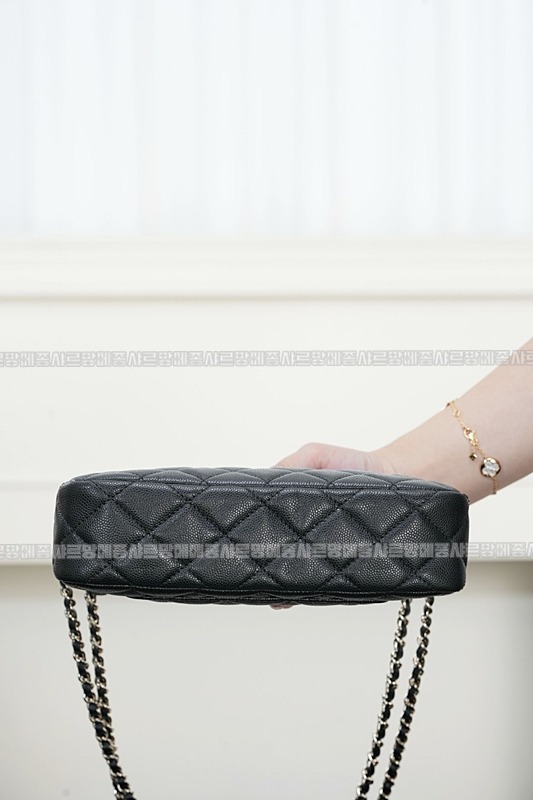 샤넬캐비어퀄팅체인퍼스위드체인 20260210-150651-018루.jpg