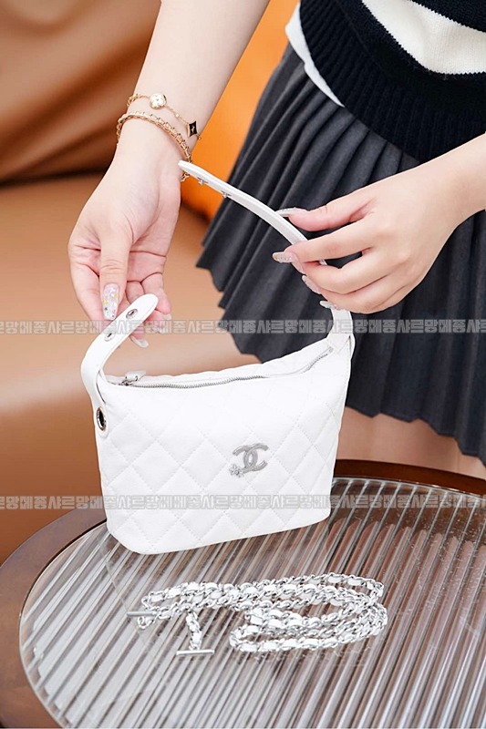 샤넬미니체인호보백20260210-152752-003루.jpg