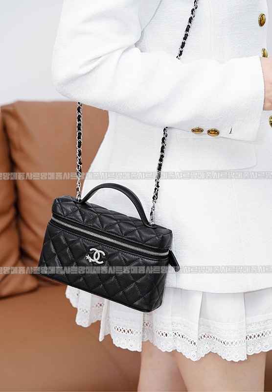 샤넬23B체인코스메틱케이스 20260210-154500-007루.jpg