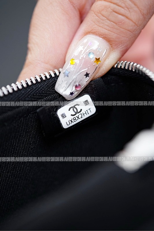 샤넬23B체인코스메틱케이스 20260210-154502-023루.jpg