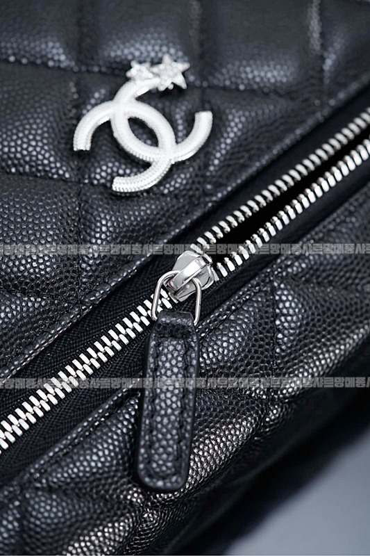 샤넬23B체인코스메틱케이스 20260210-154503-031루.jpg