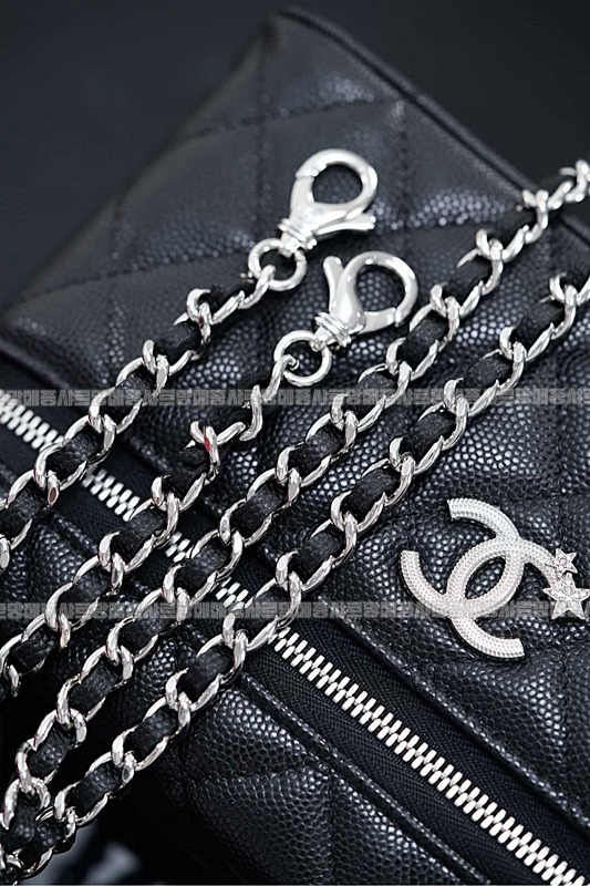 샤넬23B체인코스메틱케이스 20260210-154503-032루.jpg