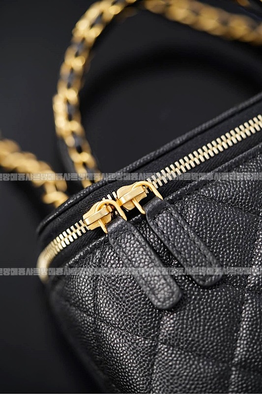 샤넬베니티탑핸들체인백 20260210-163957-027루.jpg