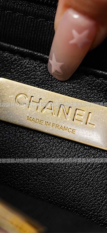 샤넬핸들장식의플랩백 20260210-164713-020루.jpg