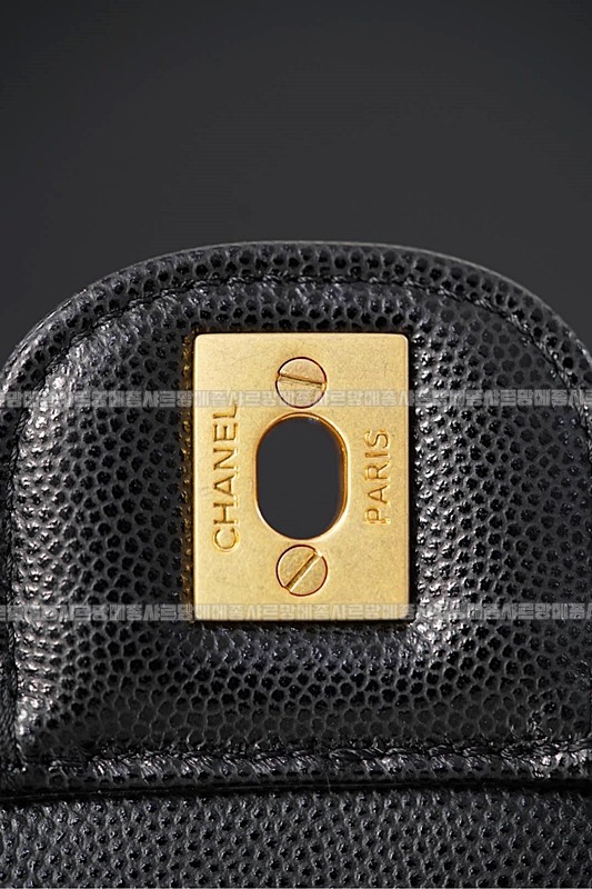 샤넬핸들장식의플랩백 20260210-164713-021루.jpg