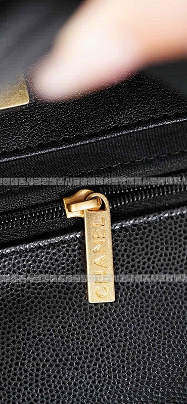 샤넬스몰백팩 20260210-165419-037루.jpg