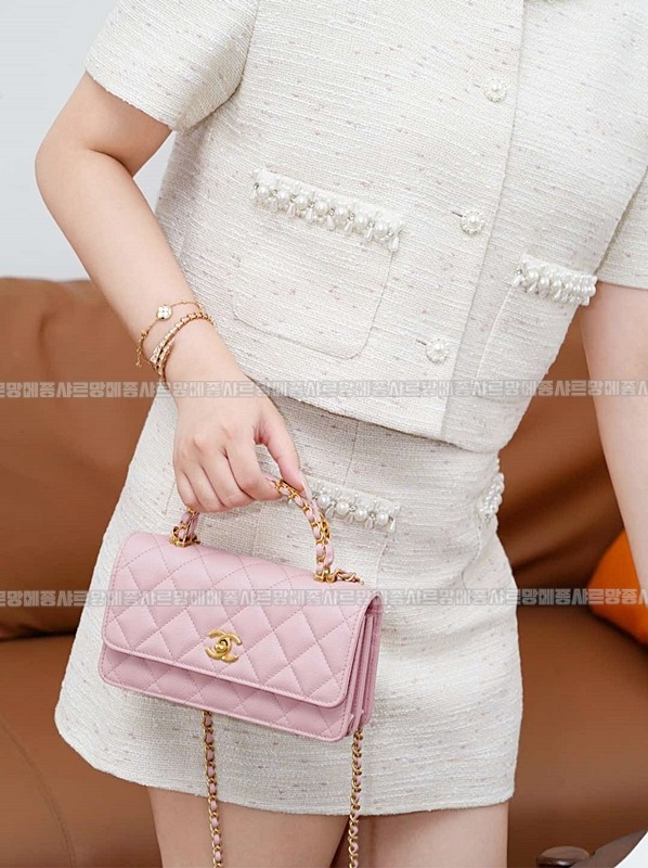 샤넬클래식탑핸들스몰플랩백 20260211-095913-001루.jpg