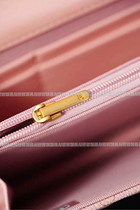 샤넬클래식탑핸들스몰플랩백 20260211-095917-031루.jpg