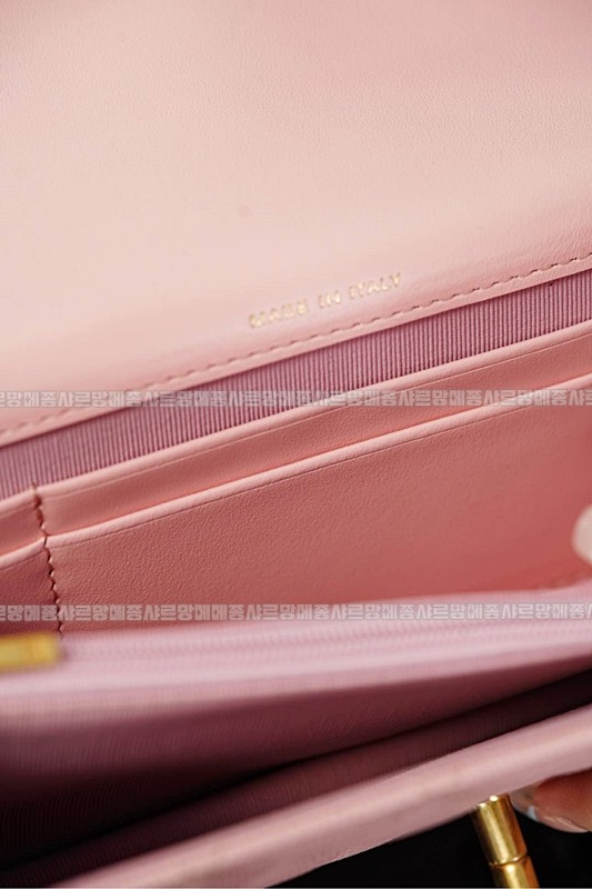 샤넬클래식탑핸들스몰플랩백 20260211-095918-034루.jpg