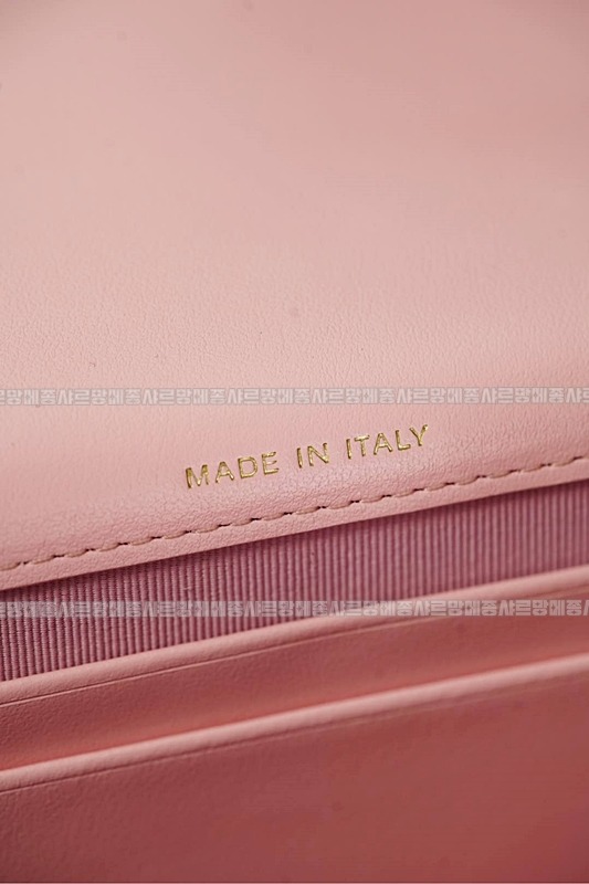 샤넬클래식탑핸들스몰플랩백 20260211-095918-035루.jpg