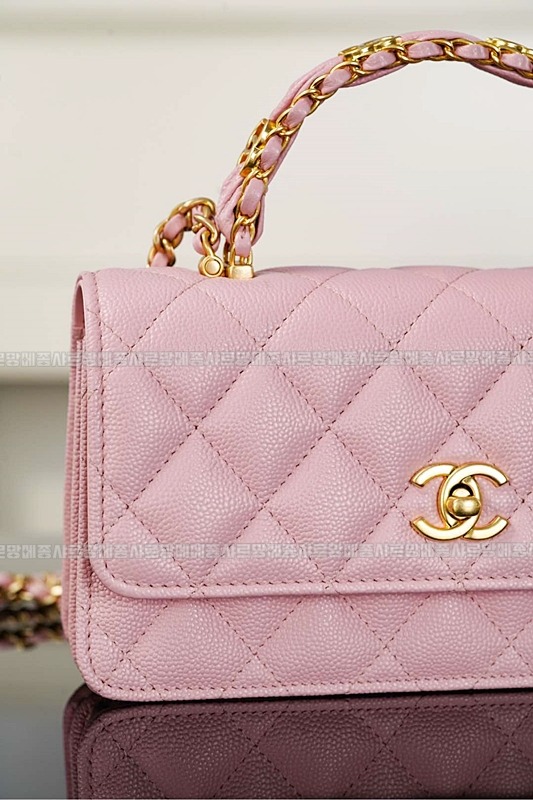 샤넬클래식탑핸들스몰플랩백 20260211-095918-037루.jpg