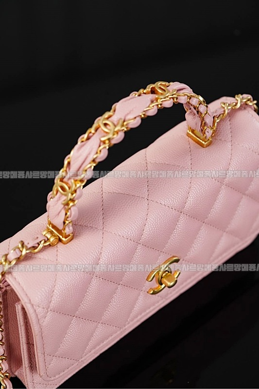 샤넬클래식탑핸들스몰플랩백 20260211-095919-040루.jpg